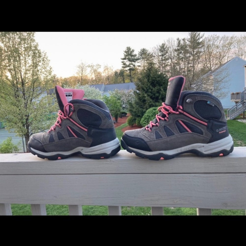Hiking 🥾 Boots.
